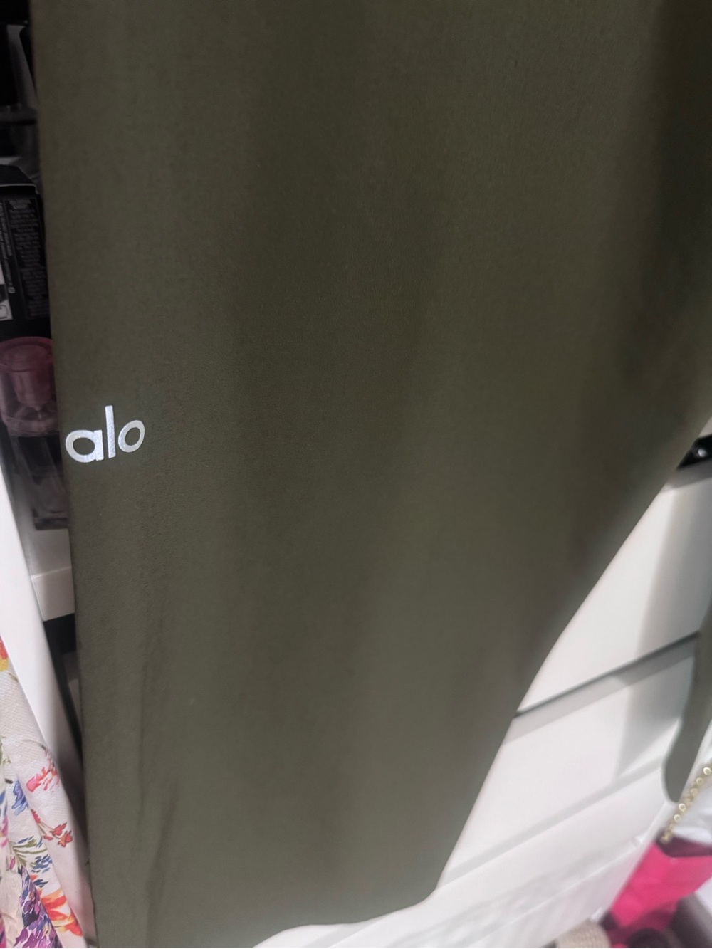 ALO Yoga Olive Green Wide-Leg suit up trousers - Picture 6 of 7